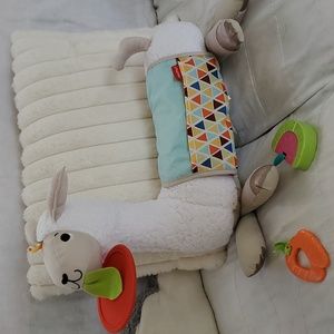 Llama picnic Fisher Price Tummy time Sensory Toy Baby Newborn to Toddler